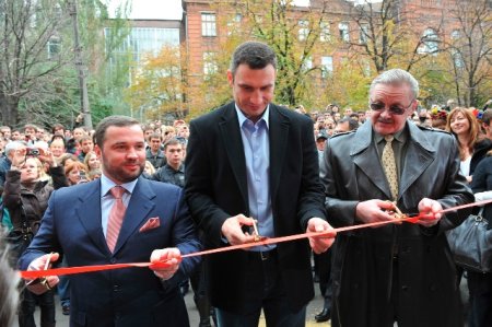 Фонд братьев Кличко и компания Nemiroff продолжают строить   спортивную Украину