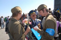 «Киевстар» поздравил ветеранов песней Победы и звонком фронтовому другу