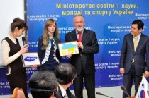«Класс будущего» едет в украинскую школу