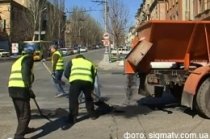 МК «Азовсталь» направит на ремонт мариупольских дорог 800 тыс. грн