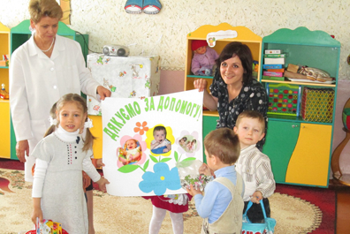 Клієнти «МЕТРО Кеш енд Кері Україна»  зібрали 8 тон продовольчої благодійної допомоги до Великодня